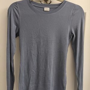 Aritzia Wilfred Free Blue Ribbed Long Sleeve shirt